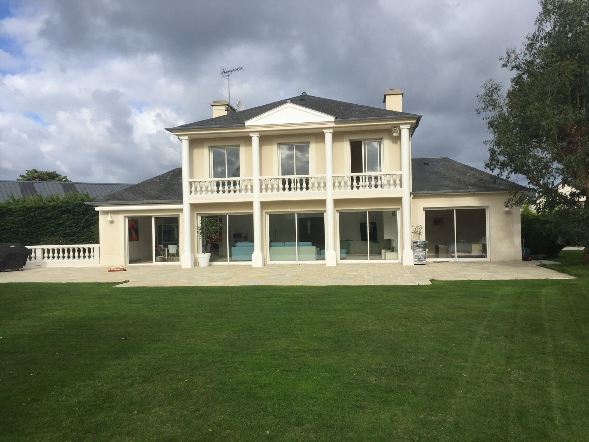 Sale House Saint-Lunaire 35800 247 m²