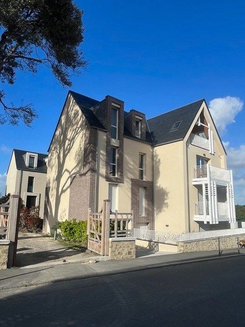 apartment 4 rooms for sale on DINARD (35800)