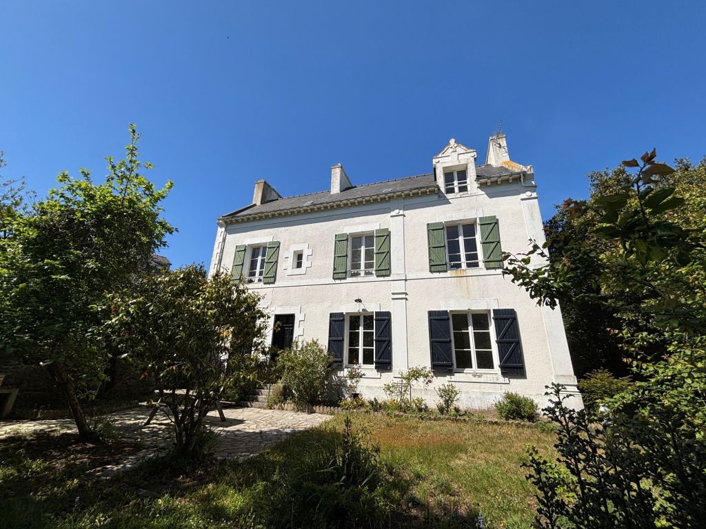 house 8 rooms for sale on DINARD (35800)