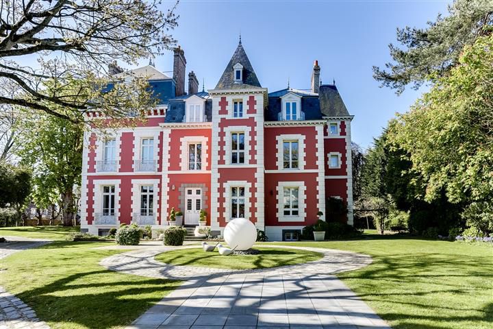 Agence immobilière de luxe Dinard 